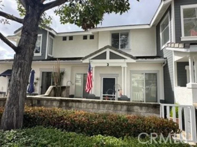 3 Carlsbad Lane photo 1