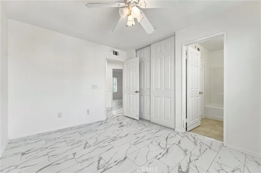 220 Suffolk photo 32