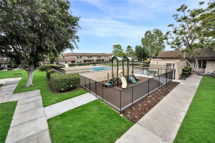 10222 Indian River Court photo 40
