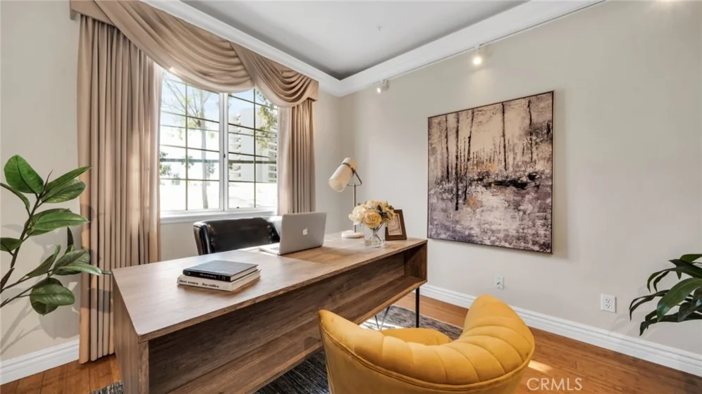 7218 Hillside Avenue #202 photo 38