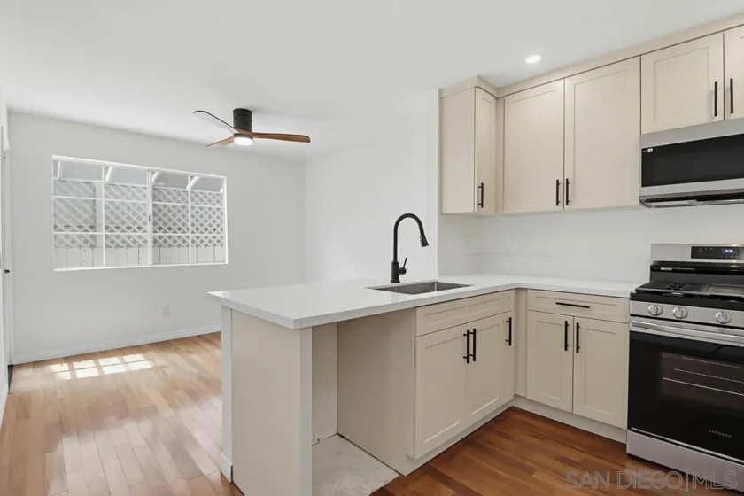 4536 Arizona #2 photo 14