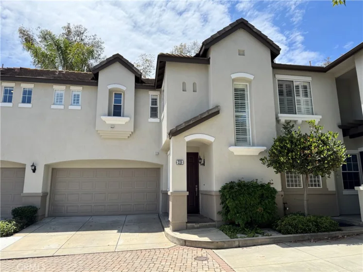 219 Seacountry Lane photo 1