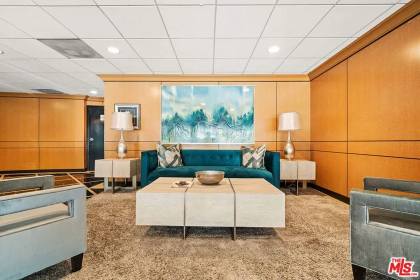 100 S Doheny Drive #514 photo 16