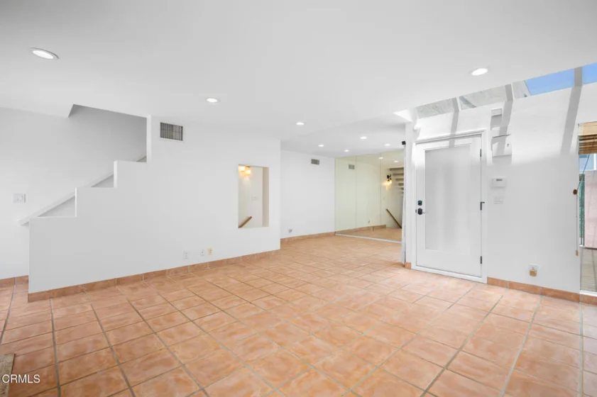 400 Monterey Road #16 photo 9