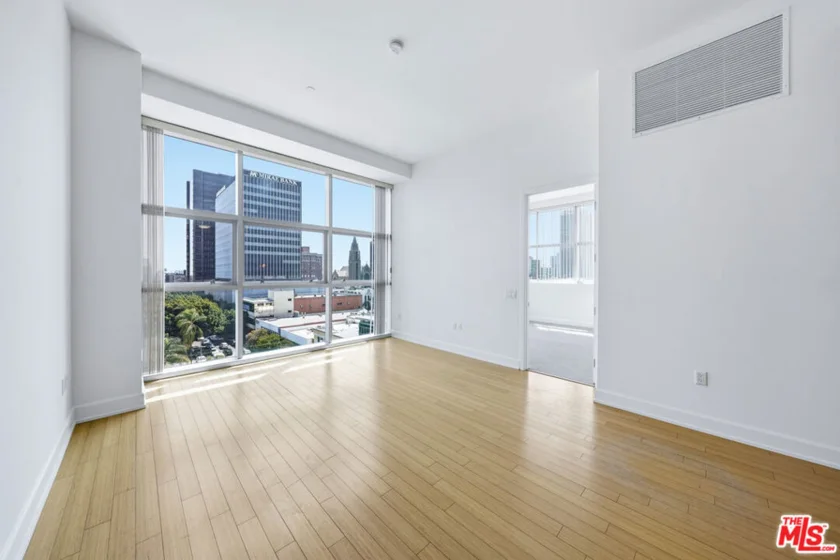 3223 W 6th Street #605 photo 8