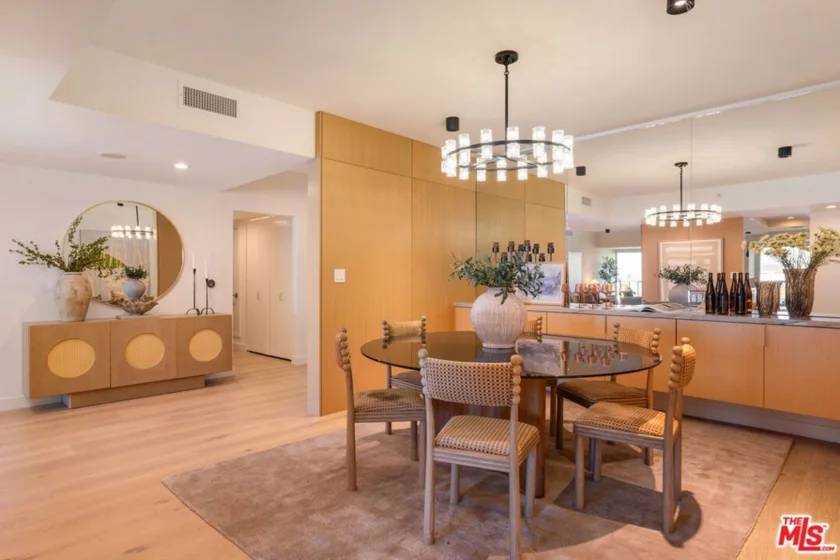13600 Marina Pointe Drive #604 photo 12