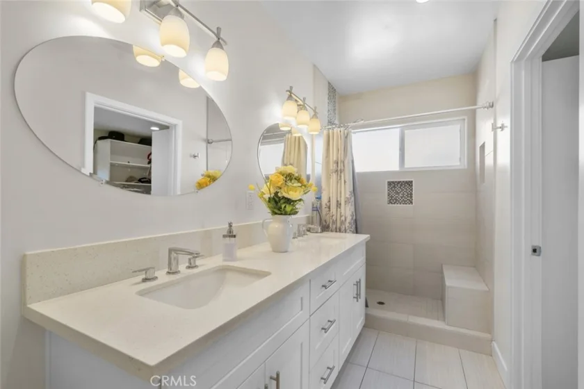 9237 Wakefield Avenue #11 photo 24