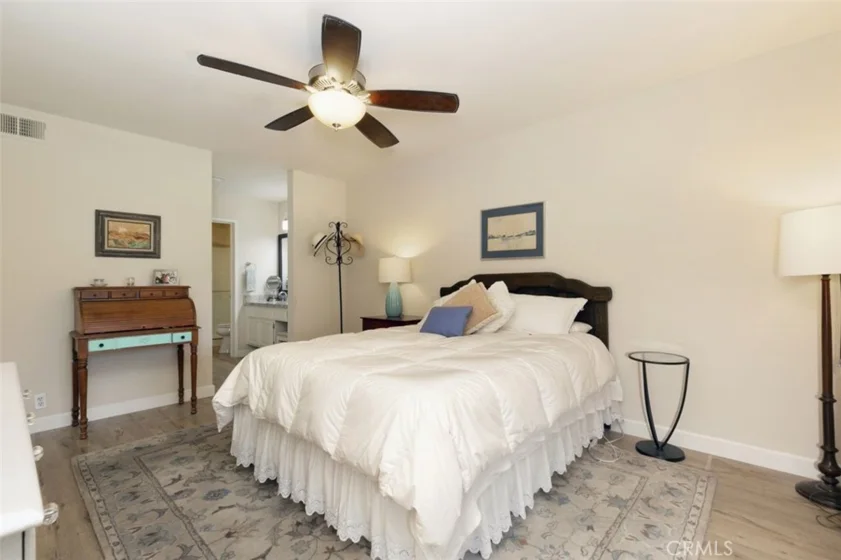 23334 Coso photo 23