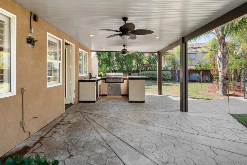 23600 Desert Oak Lane photo 3