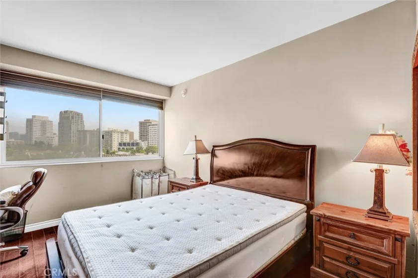 969 Hilgard Avenue #706 photo 9