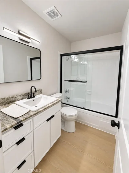 17574 Vandenberg #11 photo 9