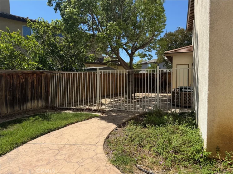 32493 Palacio photo 32