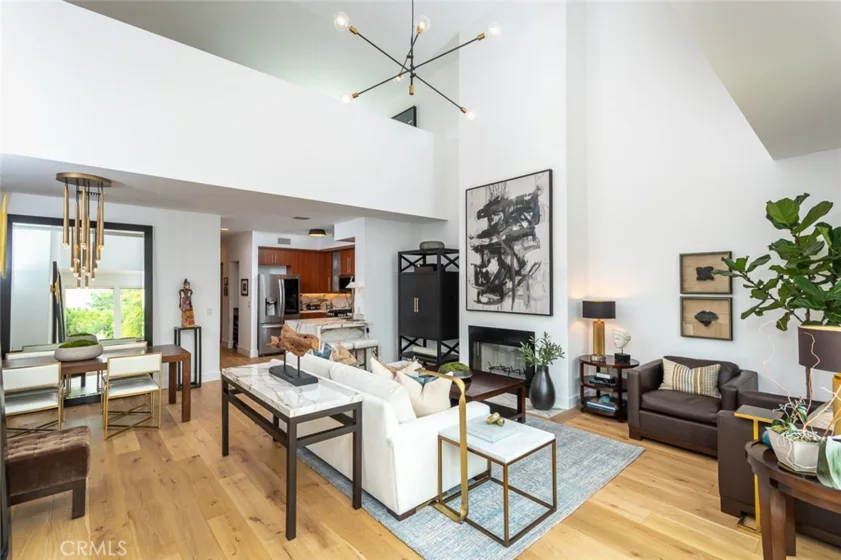 4705 Whitsett #201 photo 1