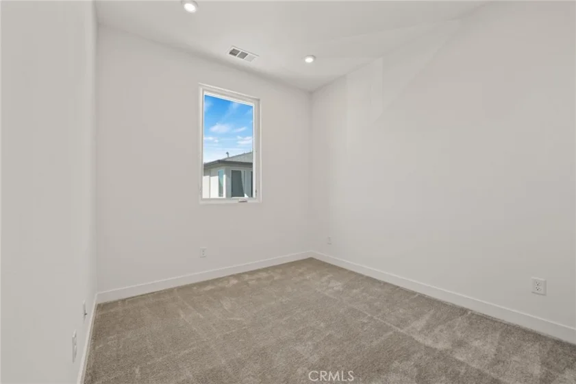 1822 W Bushell Street photo 25