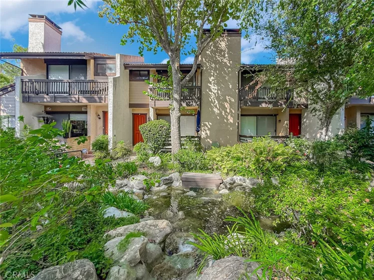 21900 Marylee #279 photo 1