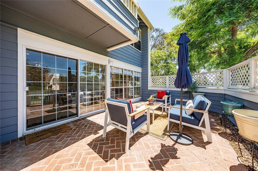 421 Burlington Court #101 photo 13