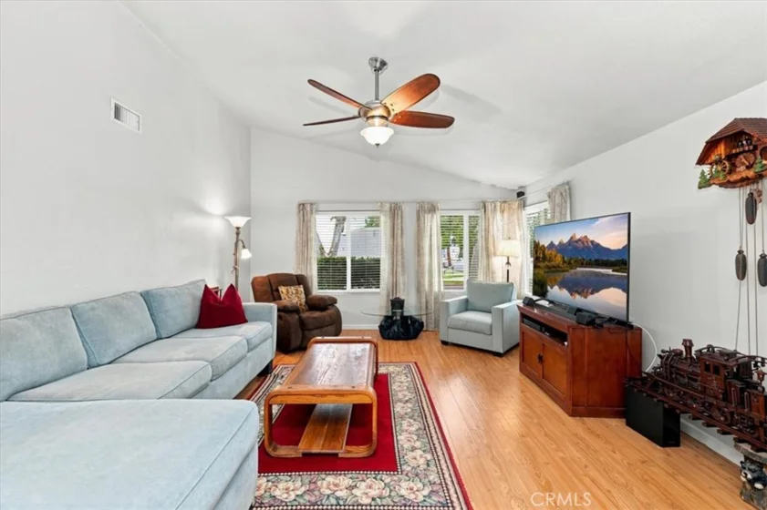 1304 Camelot Drive photo 10