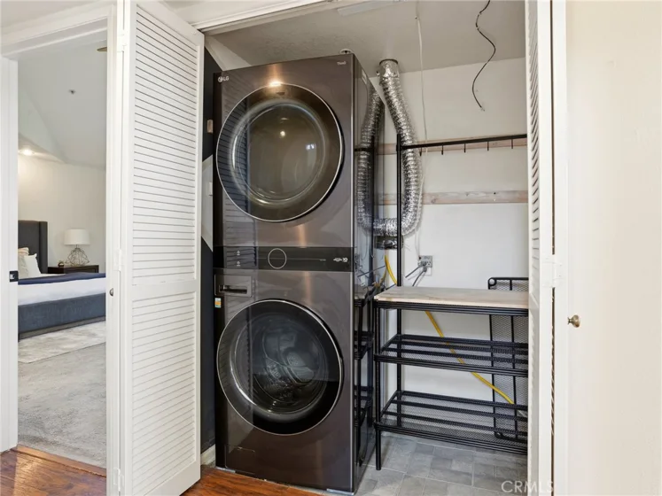 11044 Acama Street #302 photo 33
