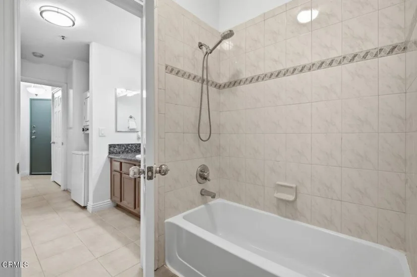 501 E Del Mar Boulevard #302 photo 18