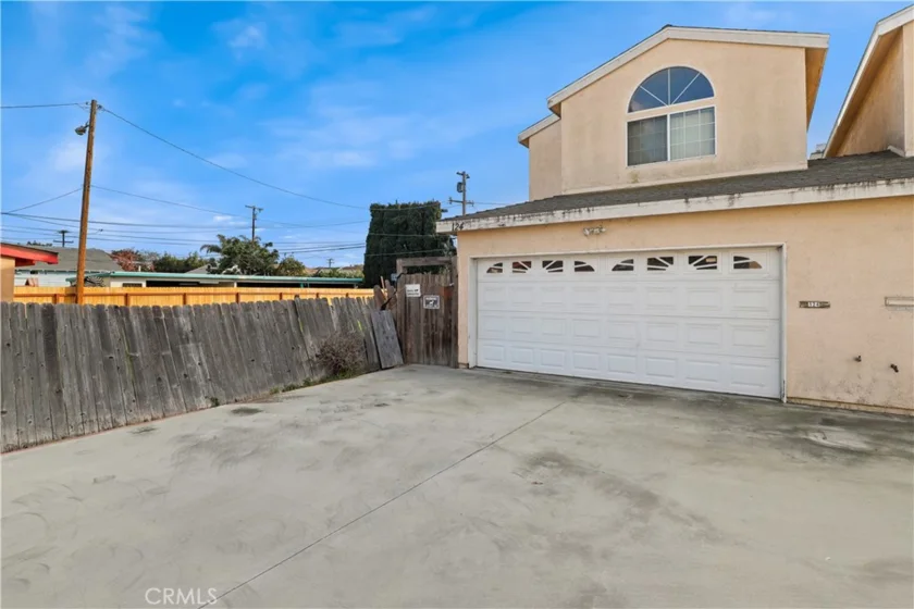 124 W Mountain View Street photo 1