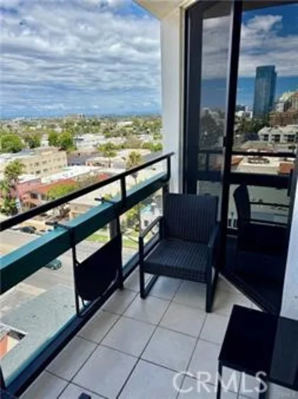 1310 E Ocean #906 photo 25