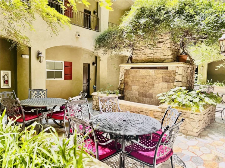 13200 Moorpark #203 photo 6