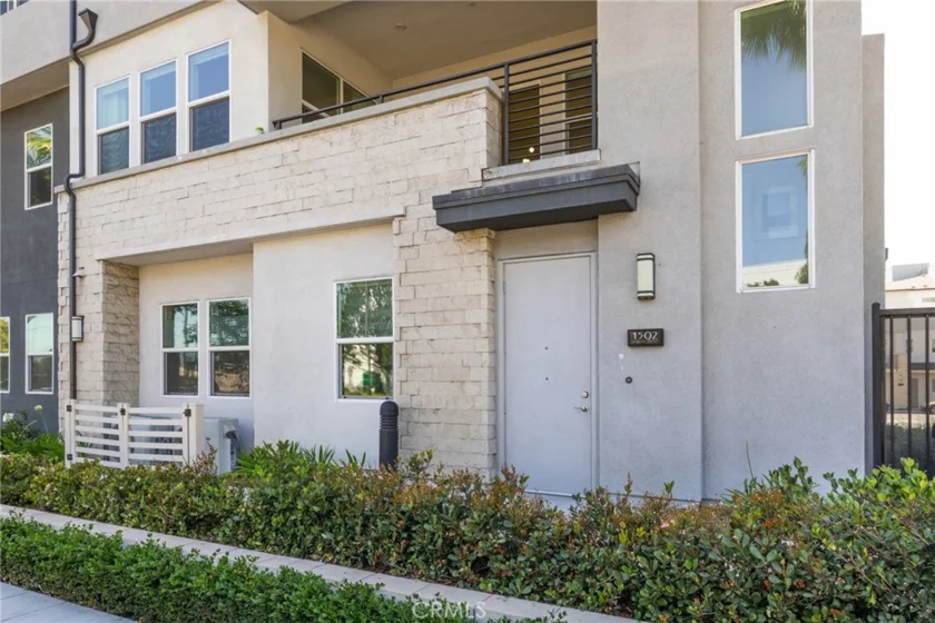 1502 S Urbana Street photo 3
