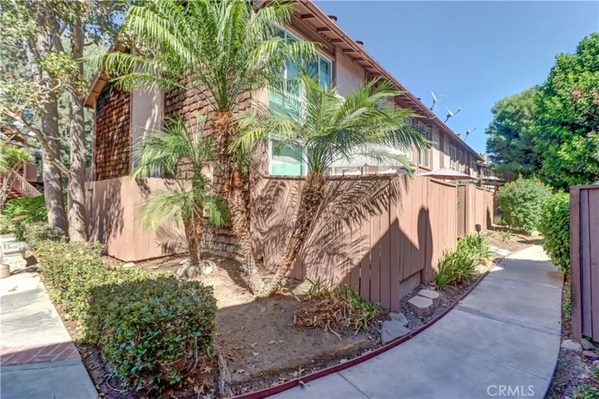 1048 Cabrillo Park Drive #A photo 33