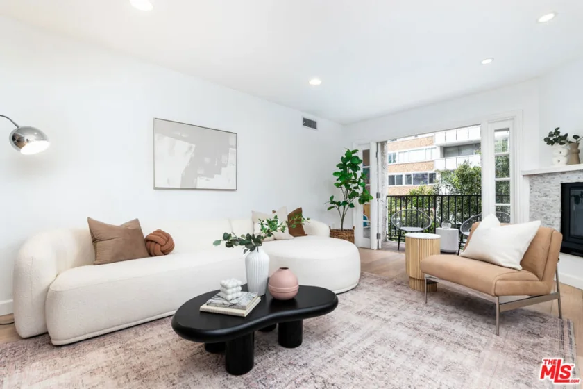 1230 Horn Avenue #516 photo 1