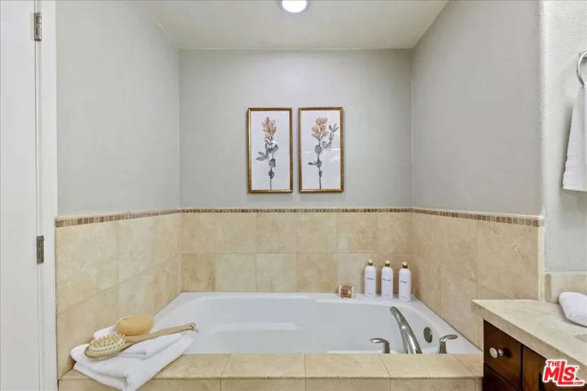 11115 Acama Street #107 photo 23