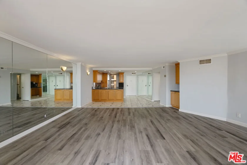 4314 Marina City Drive #1118 photo 22