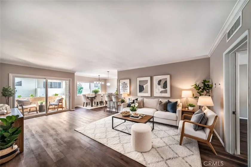 5328 Newcastle Avenue #61 photo 1