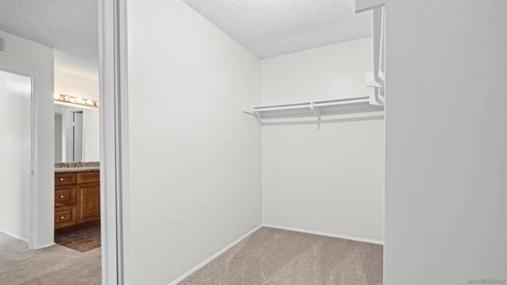 1629 Manzana Way photo 28
