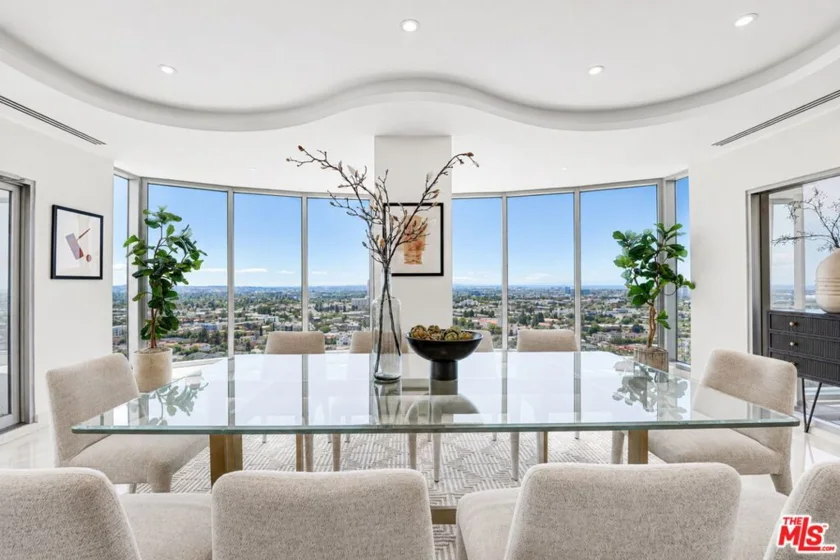 10724 Wilshire Boulevard #1607 photo 39