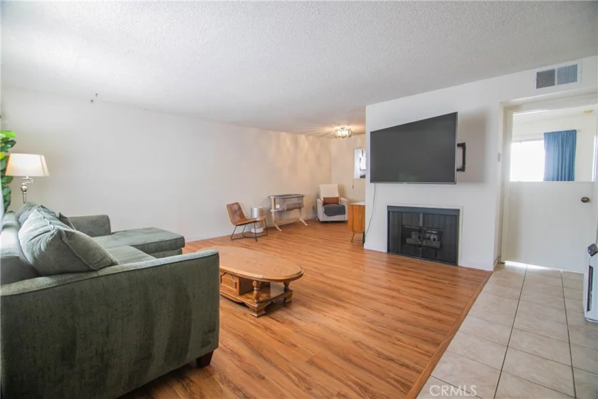 639 E Olive #5 photo 15