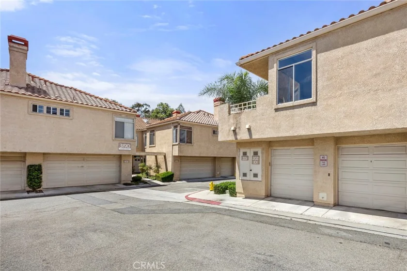 3195 Altura Court #201 photo 3