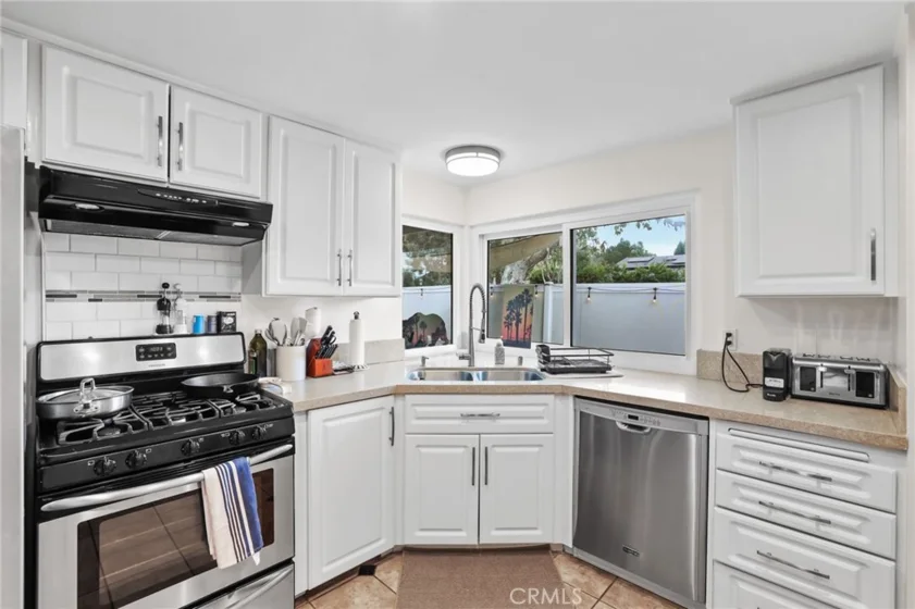 936 Hollow Brook photo 19