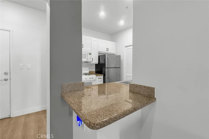 2120 Watermarke photo 9