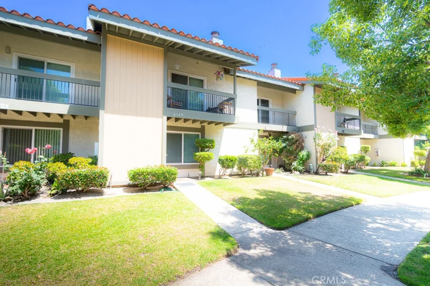 6127 Orange Avenue #4 photo 1