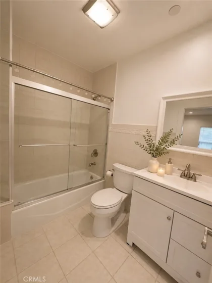 2318 N Fairview Street #101 photo 16