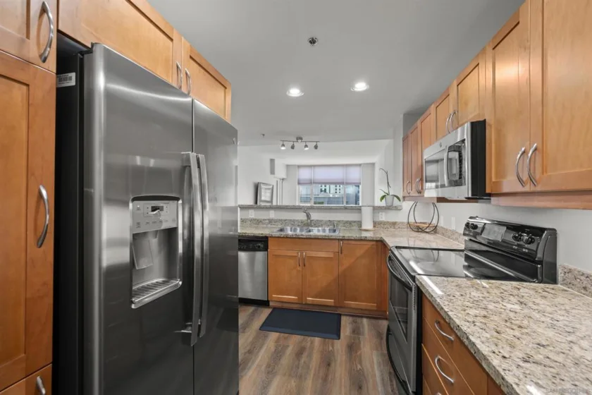 427 9th Avenue #504 photo 17