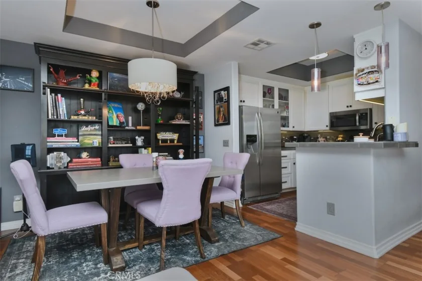 4455 Hazeltine #208 photo 11