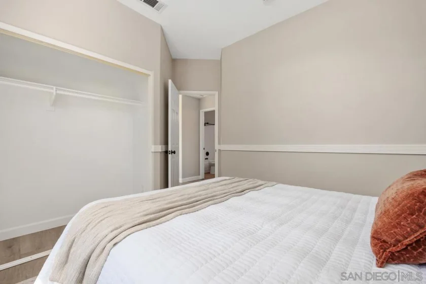 6004 Paseo Salinero photo 10