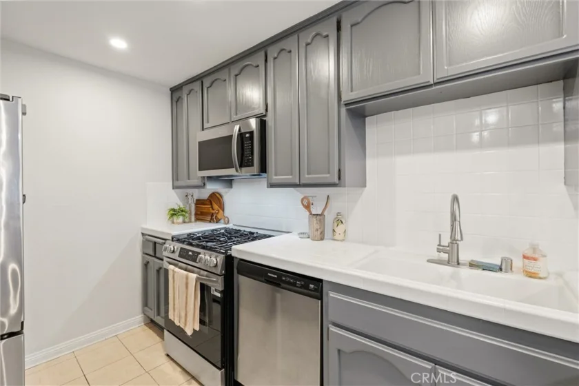 17200 Newhope #204 photo 17