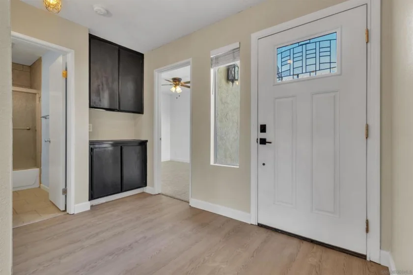 422 Devonshire Gln photo 10