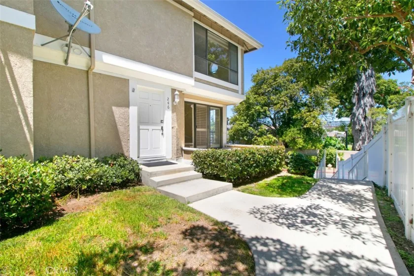 246 S Seneca Circle #31 photo 1