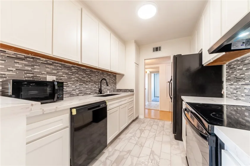 18307 Burbank Boulevard #34 photo 1