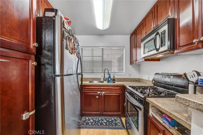 5500 Owensmouth Avenue #122 photo 15