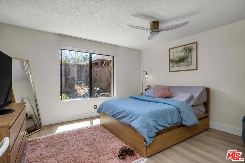 620 W Hyde Park Boulevard #111 photo 22