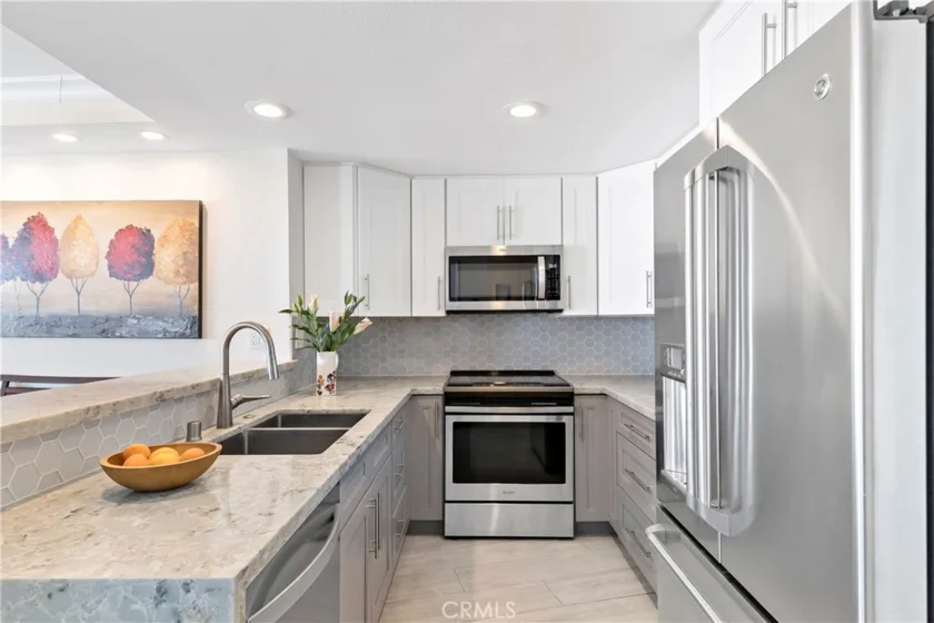 700 E Ocean Boulevard #3003 photo 7